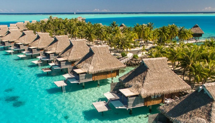 أين تذهب هذا الصيف؟.. 10 أماكن سعودية جاذبة للسياح والمواطنين لقضاء إجازتهم