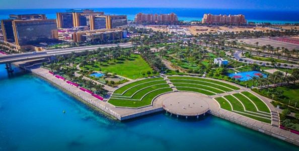 عالم اللحظات يفتح أبوابه