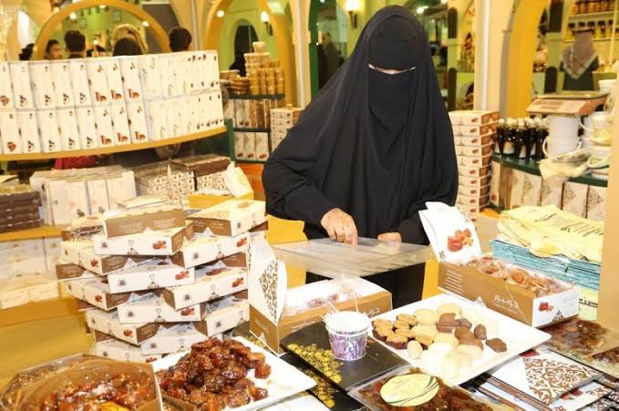 انطلاق موسم تمور الأحساء 2024: فعاليات تراثية وتجارية تعزز سوق التمور والاقتصاد المحلي