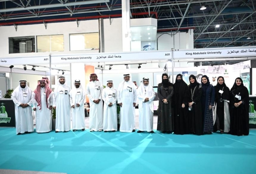جامعة خليفة تستعرض برامج STEM المتميزة في معرض “نجاح جدة”: تزويد الطلبة بمهارات تواكب متطلبات السوق