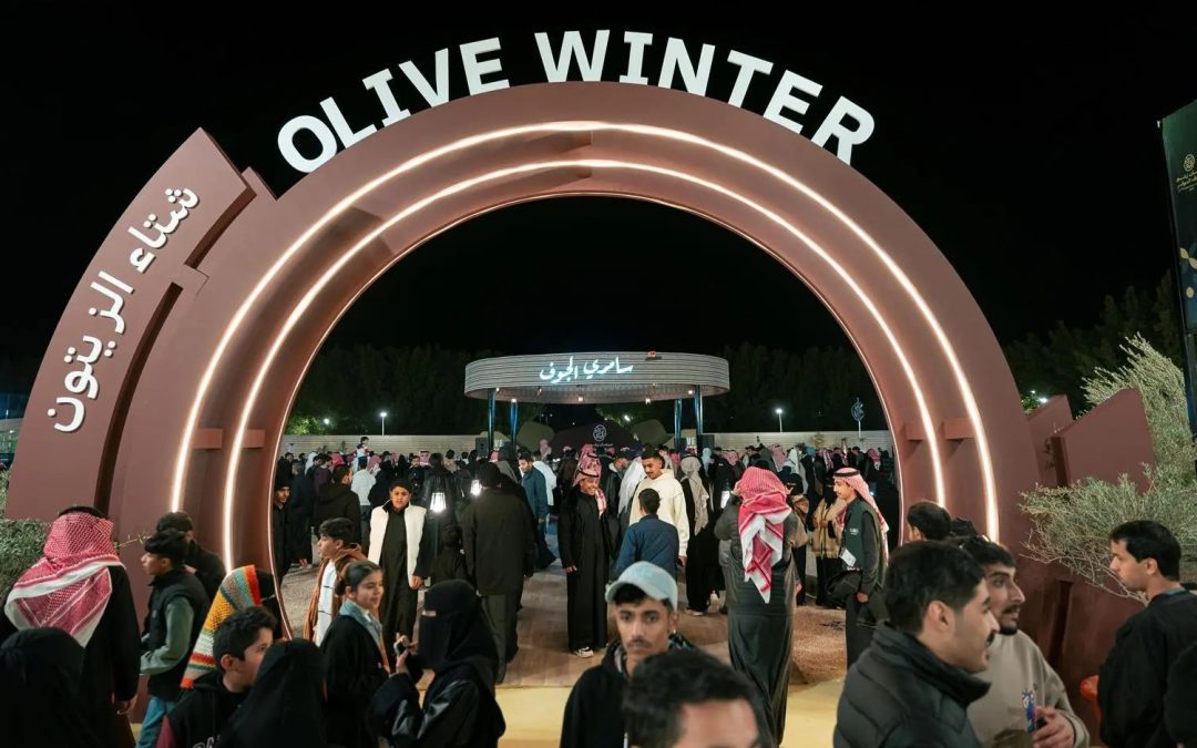 فن السامري يضيء أمسيات مهرجان زيتون الجوف الدولي الـ18 بمزيج من التراث والفن