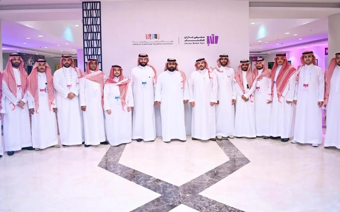 “نائب أمير جازان يزور معرض جازان للكتاب 2025 ويطلع على برامجه الثقافية”