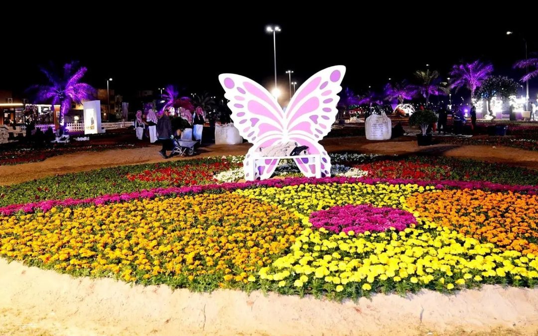 انطلاق مهرجان الزهور 2025 بالقطيف.. 800 ألف زهرة تزين الواجهة البحرية