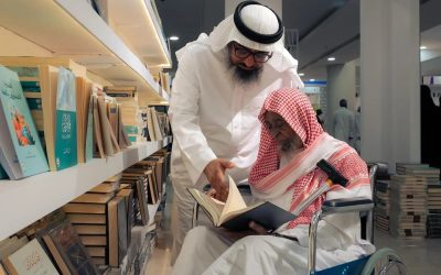 ذوو الإعاقة يسطرون حضورًا ملهمًا في معرض جازان للكتاب 2025