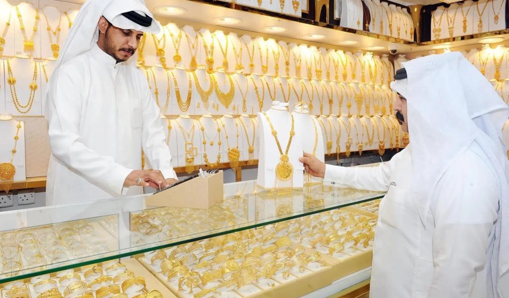نشاط اقتصادي وانتعاش في أسواق نجران مع اقتراب عيد الفطر