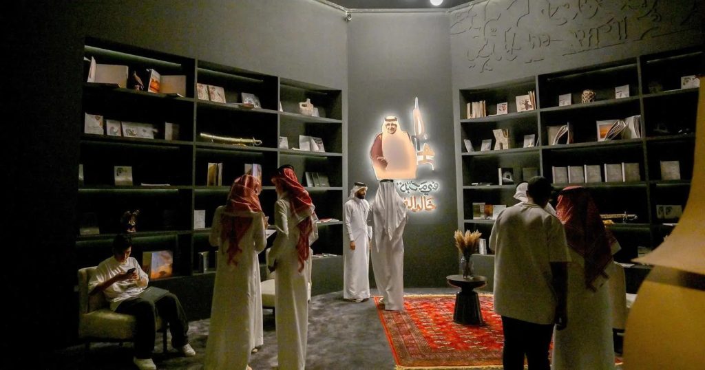 معرض “في محبة خالد الفيصل”.. سرد بصري يحتفي بذاكرة قائد وفكر شاعر