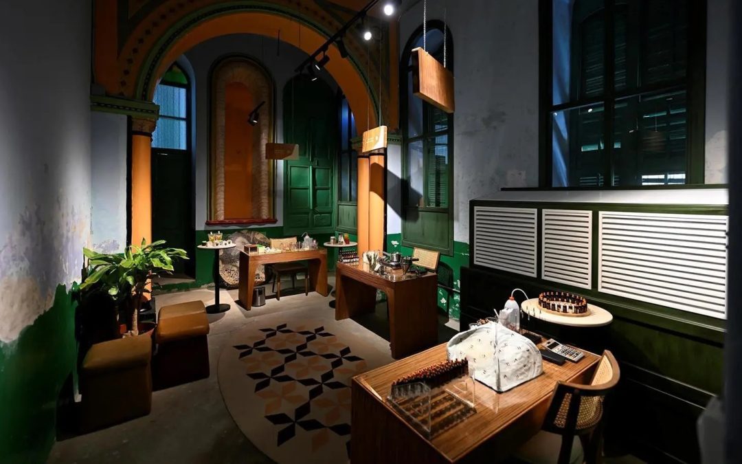 🌹 بيت الحرفيين للورد الطائفي: تمكين التراث بروح معاصرة