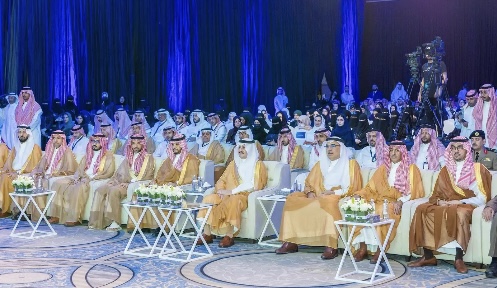أمير الشرقية يُطلق ملتقى التحول الرقمي 2025 بالدمام: خطوة استراتيجية نحو مستقبل رقمي مستدام