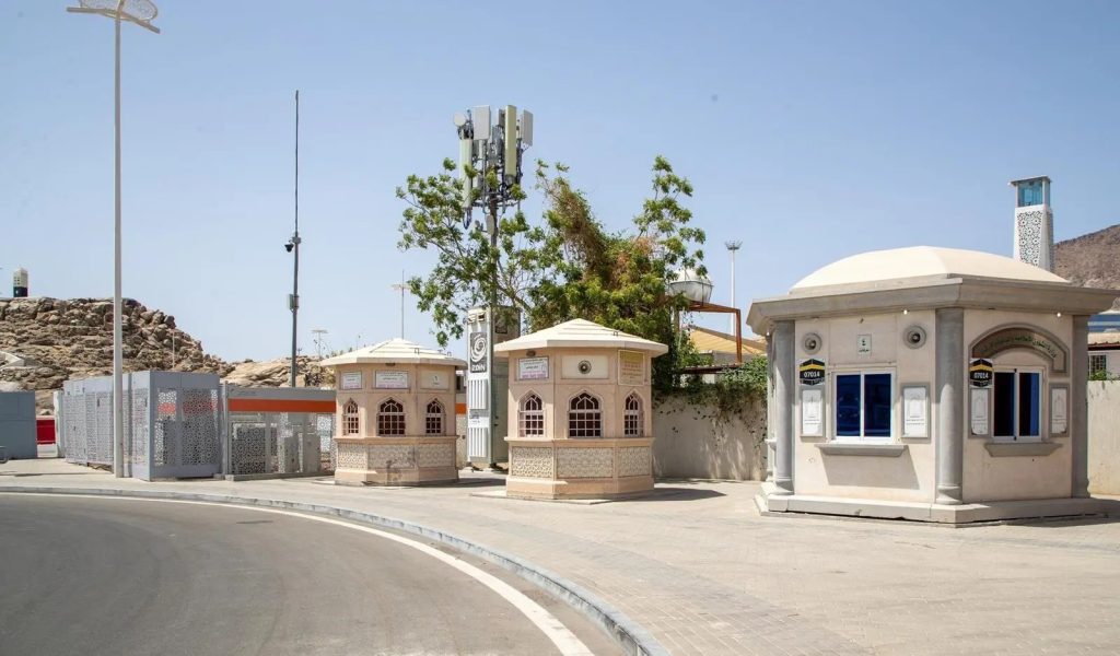 الشؤون الإسلامية تبث 15 مليون رسالة و200 ألف مادة توعوية في عرفات لخدمة ضيوف الرحمن