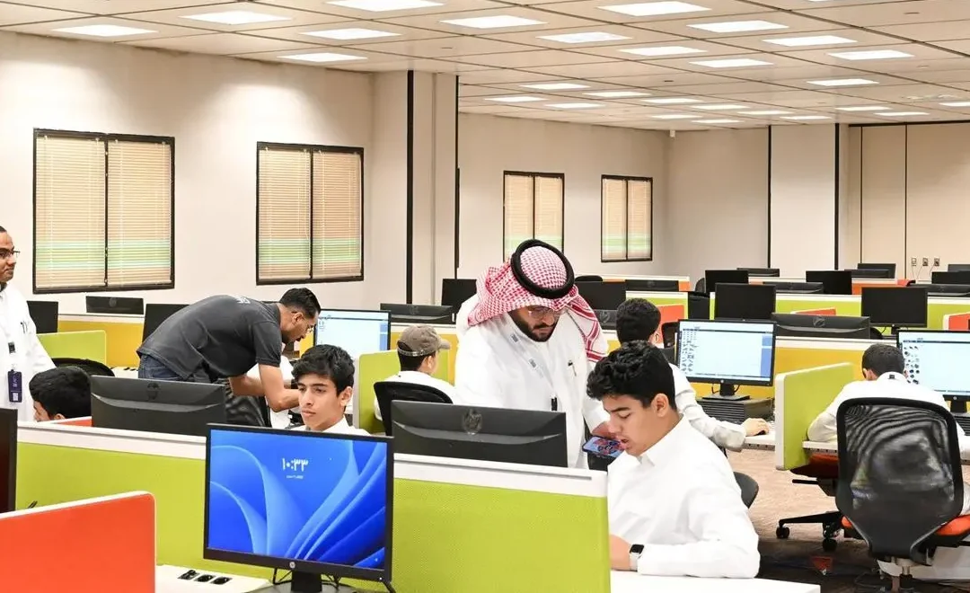 🧪 “موهبة” وجامعة الملك سعود تُطلقان بيئة علمية متقدمة لصقل مهارات الطلبة الموهوبين في البرنامج الإثرائي 2025