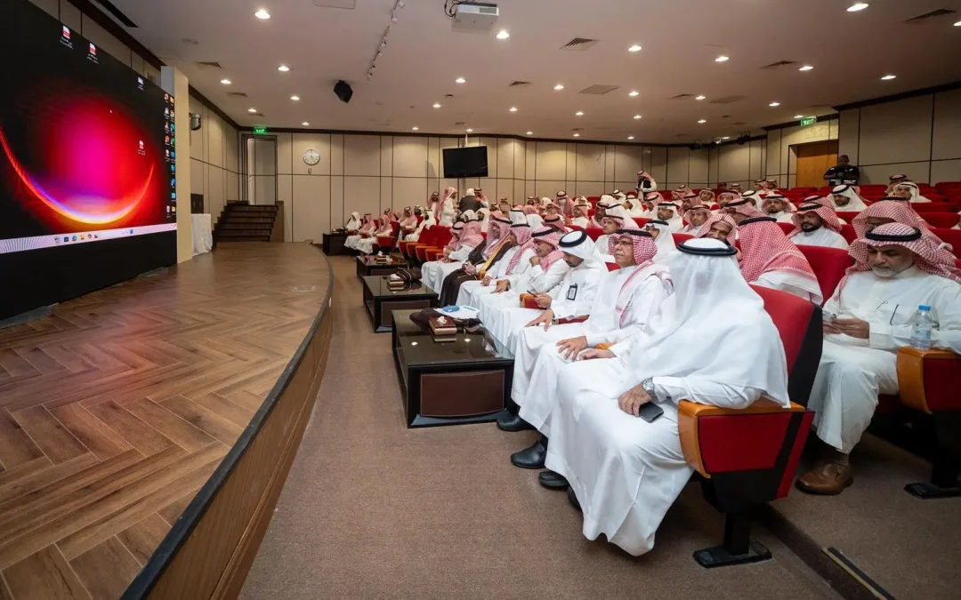 انطلاق ورش عمل وحلقات نقاش مؤتمر “مسؤولية الجامعات في تعزيز القيم والوعي الفكري” بجامعة أم القرى