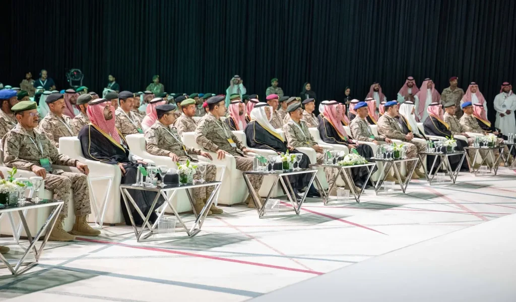 مساعد وزير الدفاع يفتتح المعرض التوعوي بالأمن السيبراني تحت شعار “وعيك السيبراني.. خط الدفاع الأول”
