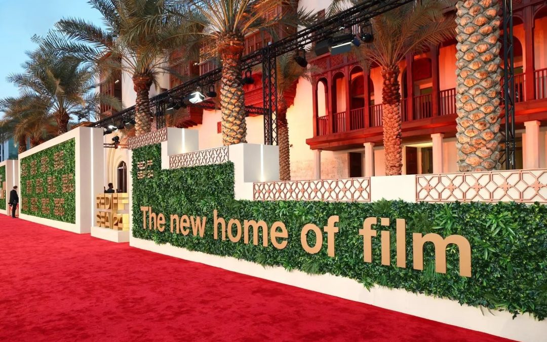 جدة تتألق سينمائيًّا مع انطلاق الدورة الخامسة من مهرجان البحر الأحمر وسط حضور عالمي وإبداع يحتفي بالفن السابع