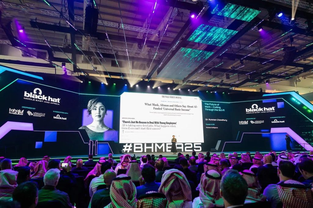 اليوم الثاني من “بلاك هات 2025”: ورش متقدمة ومنافسات سيبرانية بجوائز مليونية وسط حضور عالمي واسع