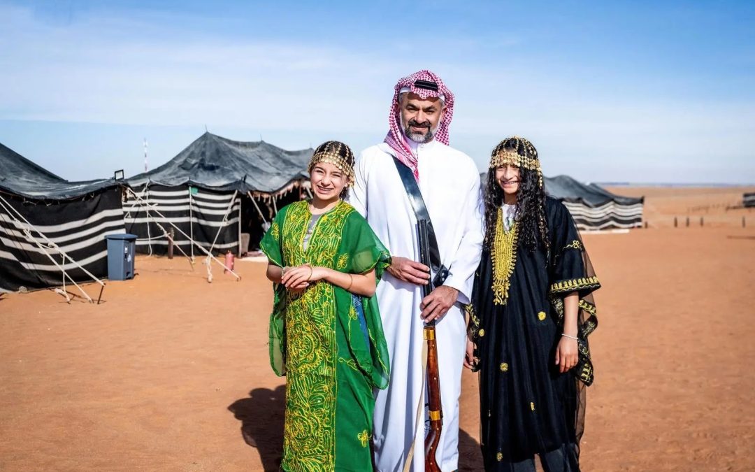 «المخيم الثقافي» بمهرجان الملك عبدالعزيز للإبل.. تجربة معرفية ثرية تحاكي الماضي والحاضر