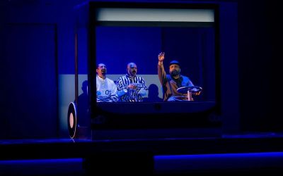 مهرجان الرياض للمسرح يواصل حضوره الثقافي بقراءات فنية وإنسانية