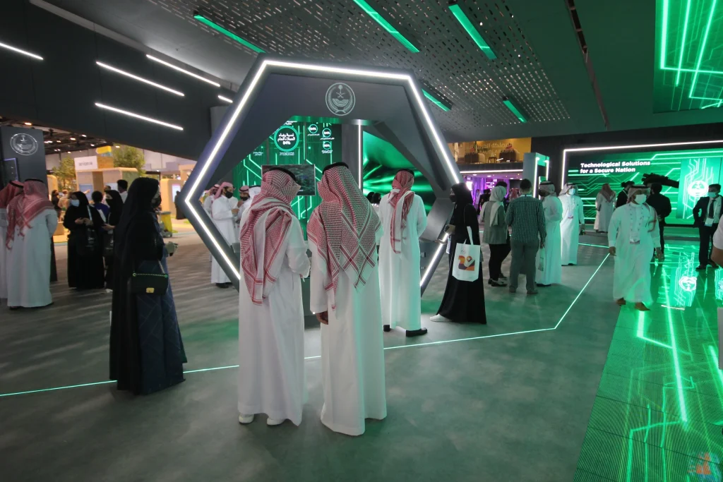معرض التحول الصناعي السعودي 2025: بوابة المملكة نحو مستقبل الصناعة الذكية وتقنيات الثورة الصناعية الرابعة