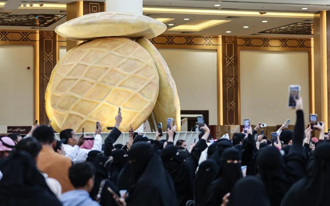 إقبال واسع على مهرجان «الكليجا 17» في بريدة بمشاركة أكثر من 200 أسرة منتجة