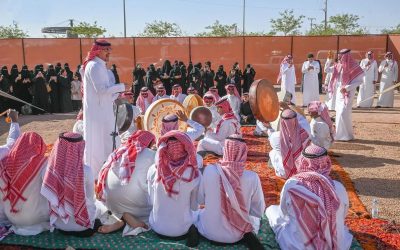 فن السامري ينعش أجواء عيد الفطر في حائل وسط تفاعل الأهالي والزوار