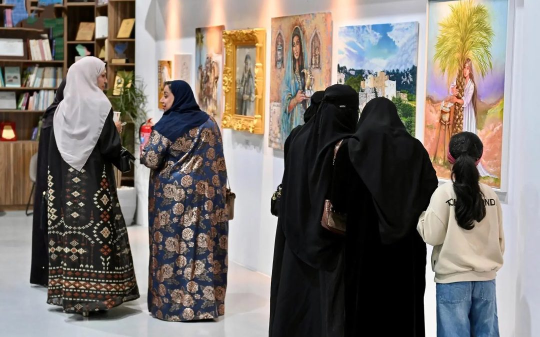 جمعية الثقافة والفنون بالدمام تفتتح معرض “بدايات 2” بمشاركة 31 فنانًا لاستلهام هوية البيئة السعودية