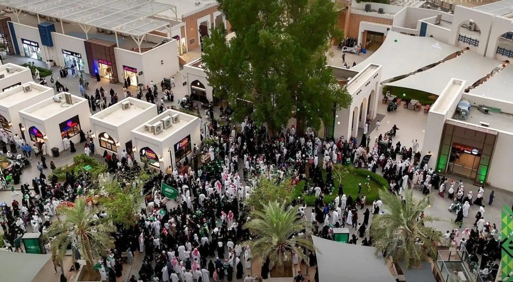 حي حراء الثقافي يستقطب أكثر من 30 ألف زائر خلال فعاليات عيد حراء في مكة المكرمة
