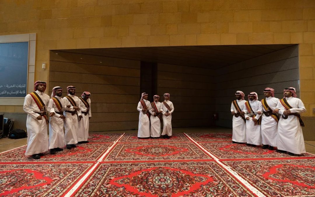 عروض حيّة للفنون الأدائية في معرض “بدايات الحركة الفنية السعودية” بالمتحف الوطني