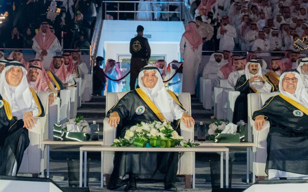 محافظ الأحساء يرعى تخريج أكثر من 10 آلاف طالب وطالبة من جامعة الملك فيصل