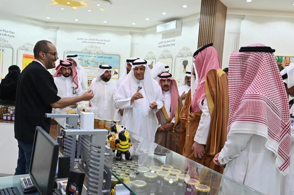 بلجرشي تحتفي باليوم العالمي للنحل 2026 لتعزيز الوعي البيئي ودعم قطاع العسل