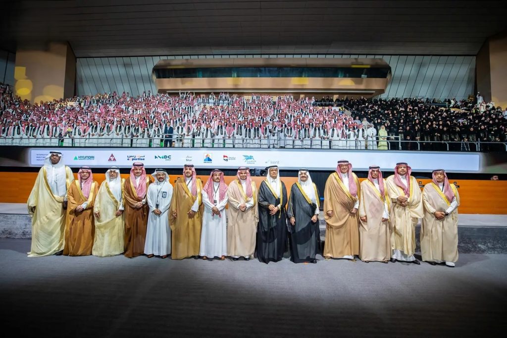 أمير الشرقية يرعى تخريج أكثر من 3 آلاف متدرب ومتدربة من معهد الطاقة ويُدشّن مشروعاته التوسعية