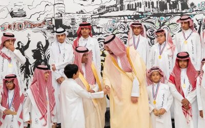 محافظ الطائف يكرّم 60 طالبًا وطالبةً بعد تميّزهم في مقياس «موهبة» لعام 1447هـ