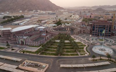 جامعة طيبة تطلق معرض مشاريع “مسرعات القيادة” لإعداد قيادات وطنية شابة في المدينة المنورة