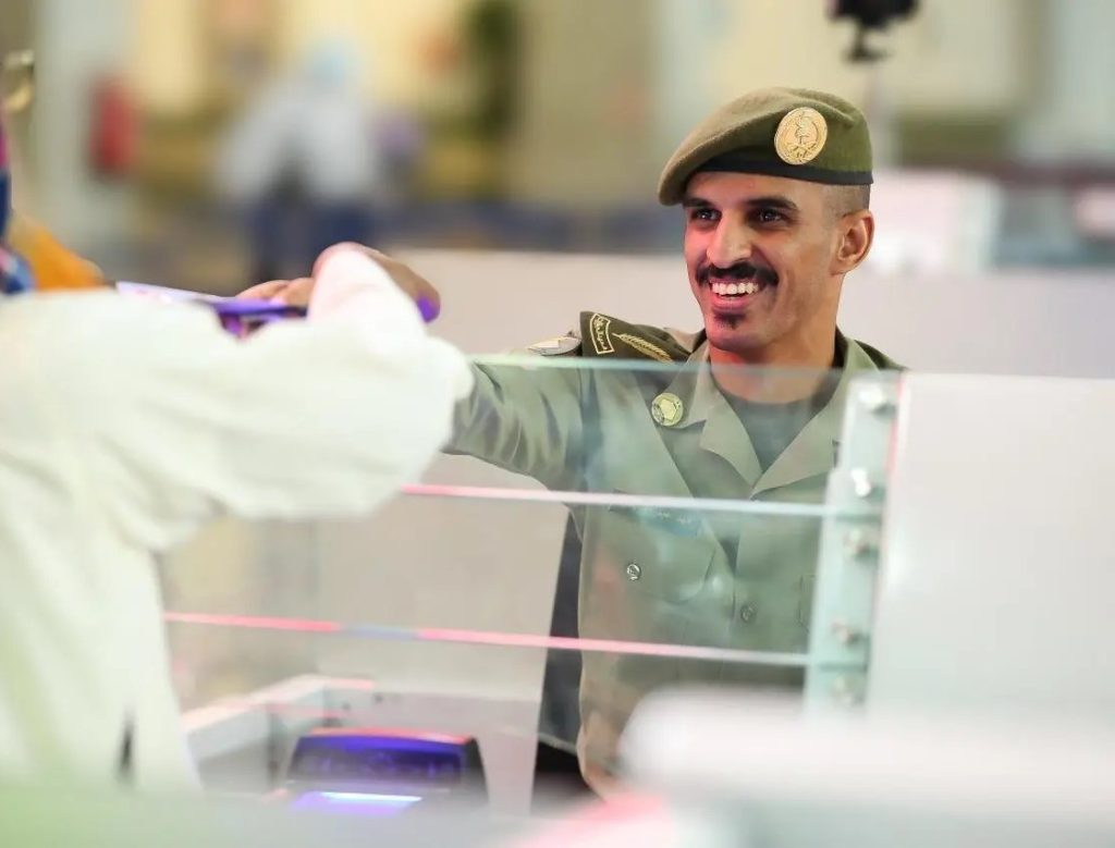 الجوازات السعودية تنجح في خدمة أكثر من 1.5 مليون حاج خلال موسم حج 1447هـ بمنظومة تشغيلية متطورة