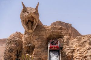 عروض صيفية وتجارب استثنائية بانتظار زوار أكواريبيا وSix Flags مدينة القدية حتى سبتمبر