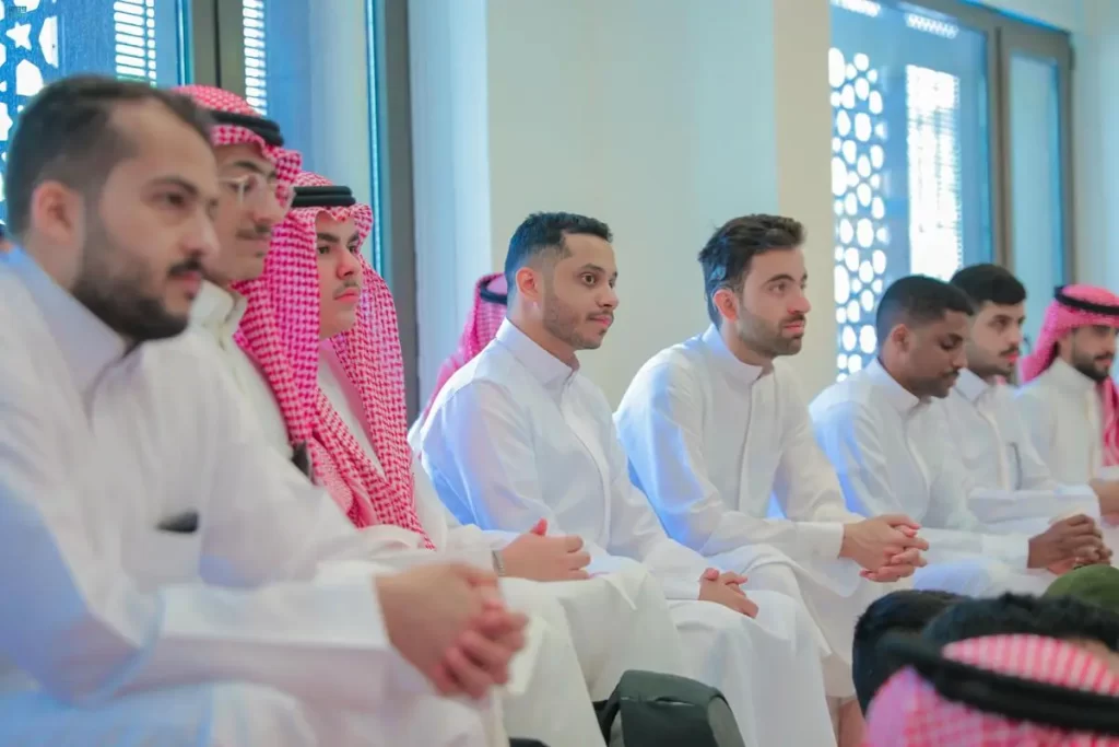 أكاديمية طويق تعلن عن معسكر بناء وتطوير نماذج الذكاء الاصطناعي 2024