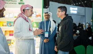 جامعة الملك عبدالعزيز تدشن النسخة الجديدة من مسابقة "شاعر الجامعة" لتعزيز الإبداع الشعري