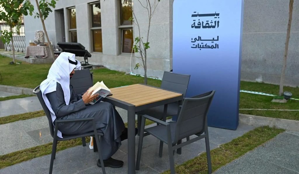 "ليالي المكتبات" تختتم فعالياتها في بيت الثقافة بأحد رفيدة وسط تفاعل كبير