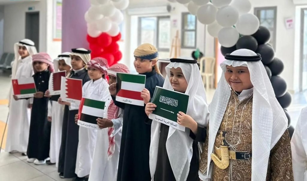 تعليم الباحة يحتفي بيوم الطفل الخليجي لتعزيز الوعي بحقوق الأطفال ومواهبهم