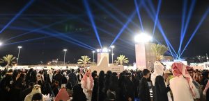 "ذاكرة الأرض" تستقطب أكثر من 10 آلاف زائر في أبها احتفاءً بيوم التأسيس
