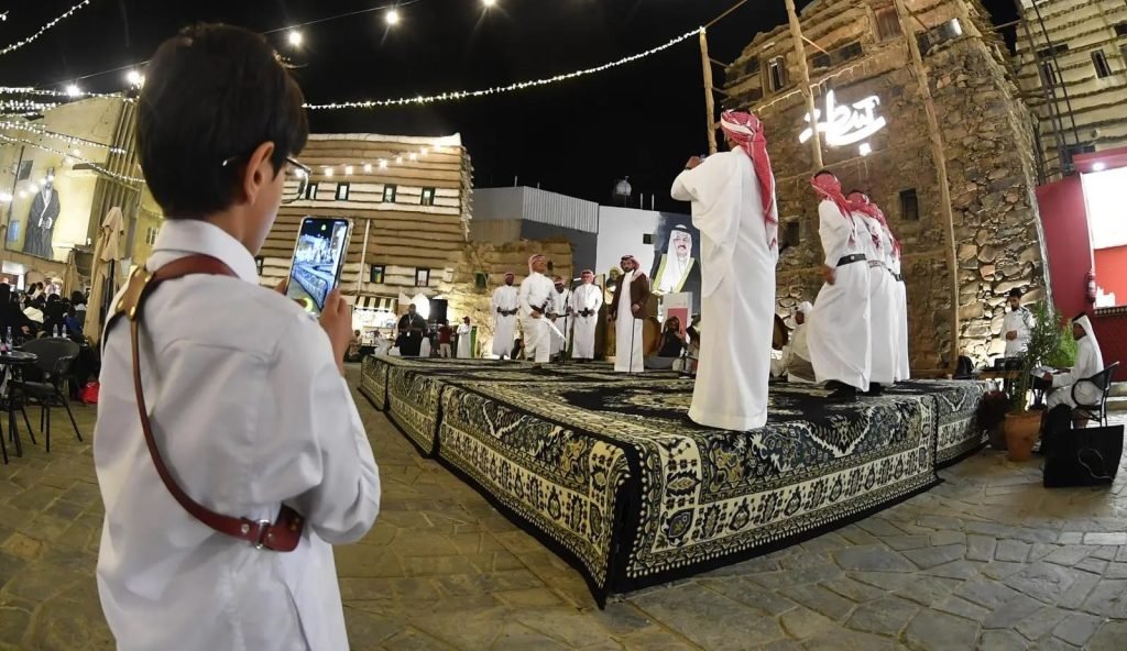 "عيد البسطة" في أبها.. احتفالات تراثية وبرامج ترفيهية تجذب الزوار