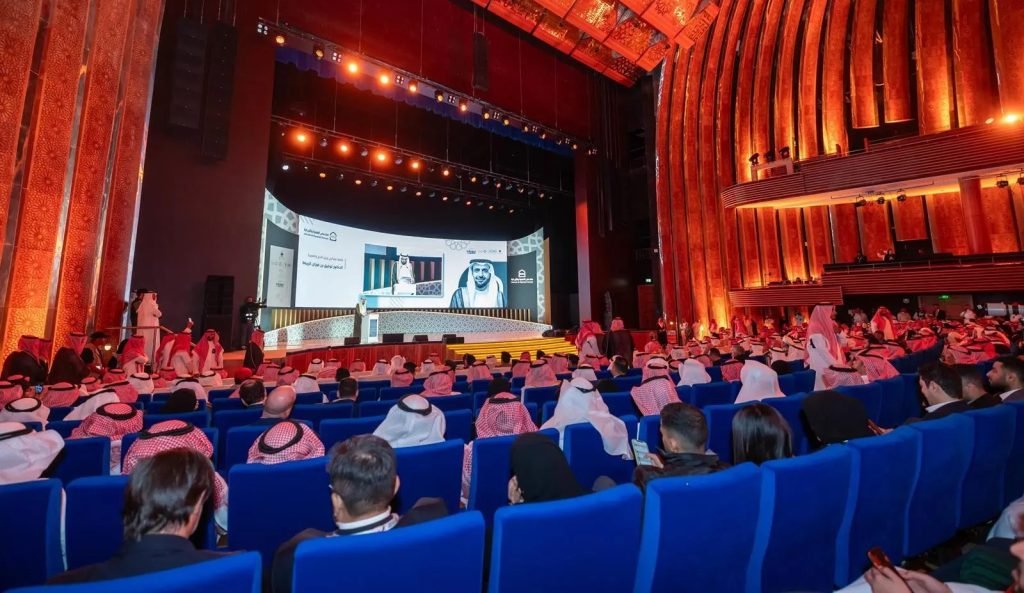 📍 منتدى العمرة والزيارة 2025 يختتم أعماله بتوقيع 4,251 اتفاقية وتفاعل عالمي واسع
