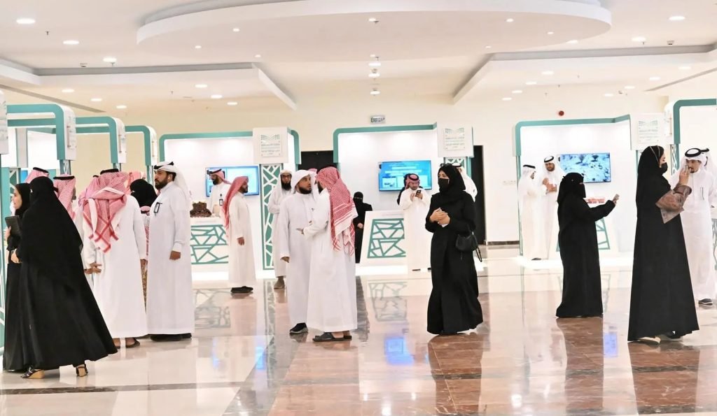 معرض "المواطنة الواعية" في جازان.. مبادرات علمية وثقافية لتعزيز الانتماء الوطني ومواجهة الفكر المتطرف