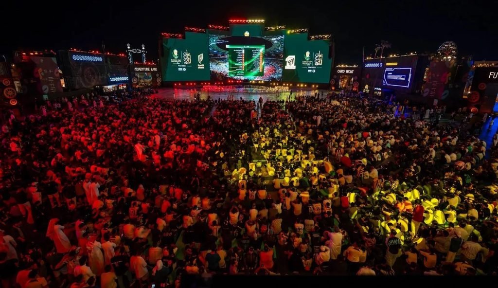 سيتي ووك بجدة تتحول إلى منصة جماهيرية تفاعلية خلال نهائي كأس الملك بحضور استثنائي وتفاعل واسع