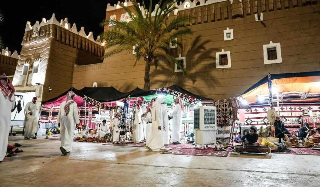 🎉 مهرجان "صيفنا هايل 2025" في نجران يقدم 45 يومًا من الترفيه والثقافة والتفاعل المجتمعي