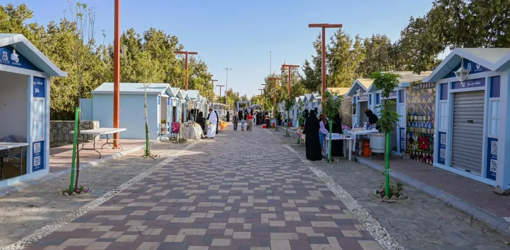 🌳 توافد كبير على مواقع السياحة في الباحة صيف 2025.. أجواء معتدلة وطبيعة خلابة وبرامج ترفيهية مميزة