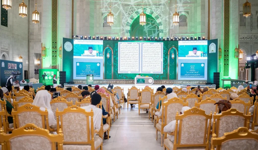King Abdulaziz International Quran Competition Documented Live From the Grand Mosque via Phones and Livestreams