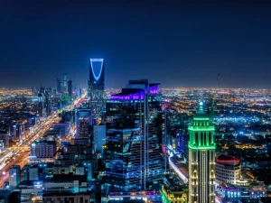 Saudi Arabia Builds the Future: Massive Investments and Global Events Drive the Non-Oil Economy