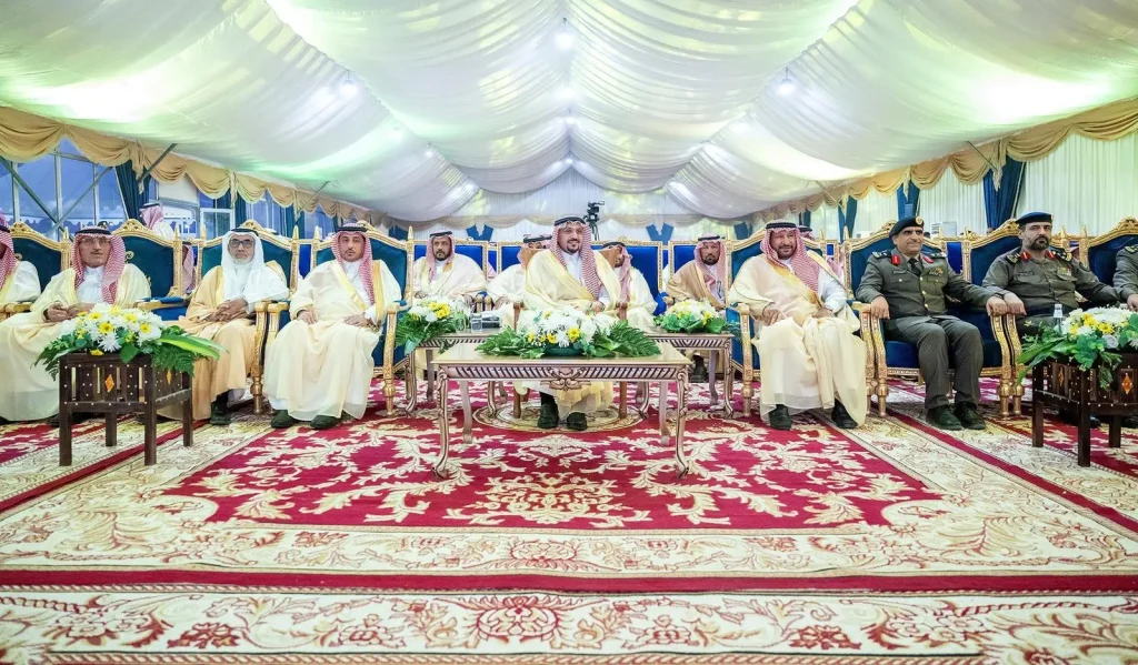🐪 أمير القصيم يرعى حفل مزاد مدرج للإبل ويوجه باعتماده سنويًا ضمن روزنامة المنطقة
