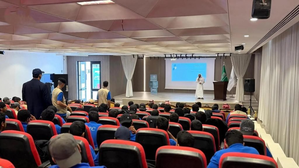 انطلاق هاكاثون الباحة 2025 لتعزيز الابتكار التقني وتنمية المهارات الرقمية للشباب