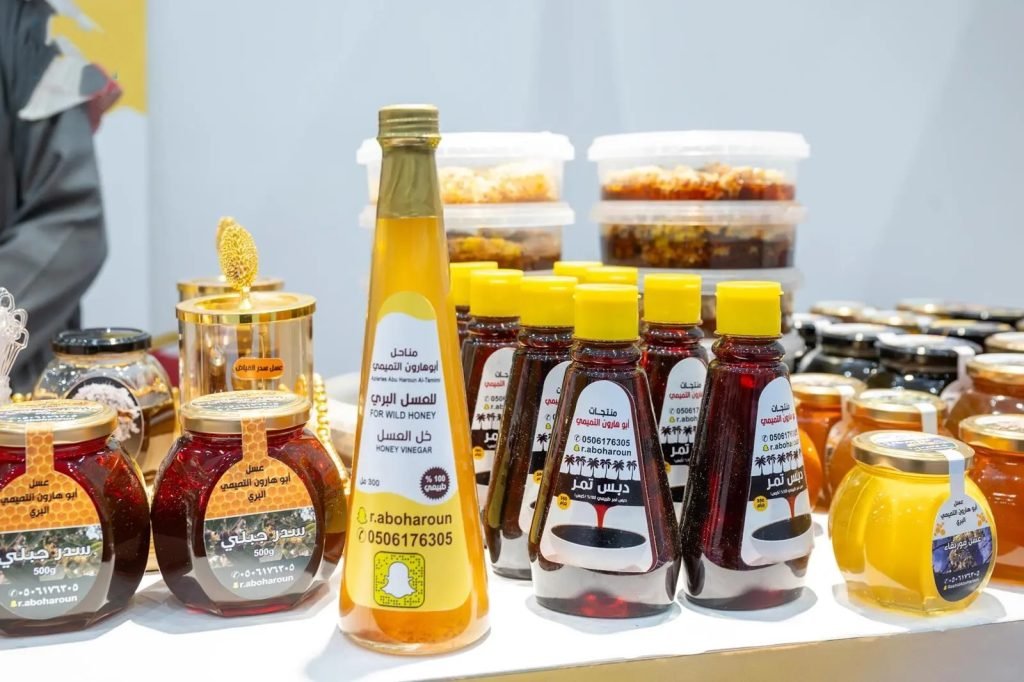 انطلاق مهرجان العسل بدومة الجندل بمشاركة 20 نحالًا واستعراض أكثر من 14 نوعًا من العسل