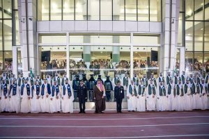 وزير الداخلية يرعى تخريج 1662 طالبًا من كلية الملك فهد الأمنية ويؤكد جاهزيتهم لخدمة الوطن